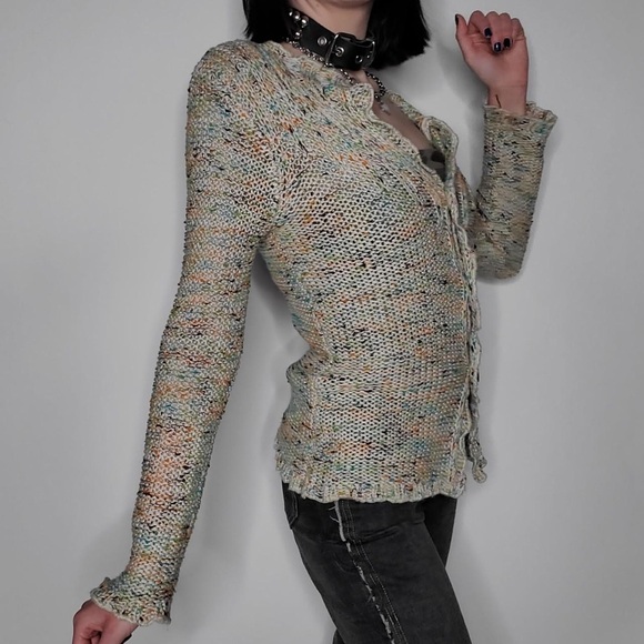 BCBGeneration | Women’s cream confetti open knit 3-button scalloped hem cardigan - Picture 12 of 16